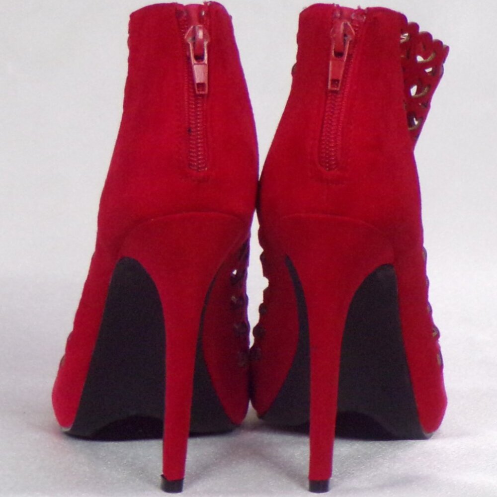 MADISON BY SHOEDAZZLE size 7 red faux-suede ultra-high-heel ankle booties - Picture 8 of 16